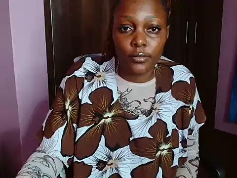 Snapshot of massive_squirts chatting on 11.05.25 massive squirts online show from 11.05.25