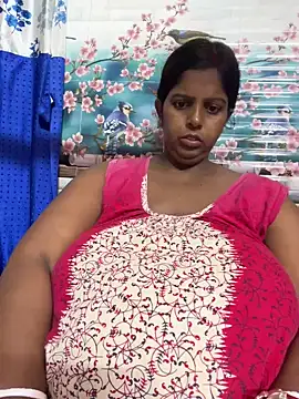 Beauty-queen online show from 04.19.26