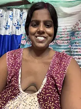 Snapshot of Beauty-queen chatting on 07.05.26 Beauty-queen online show from 07.05.26