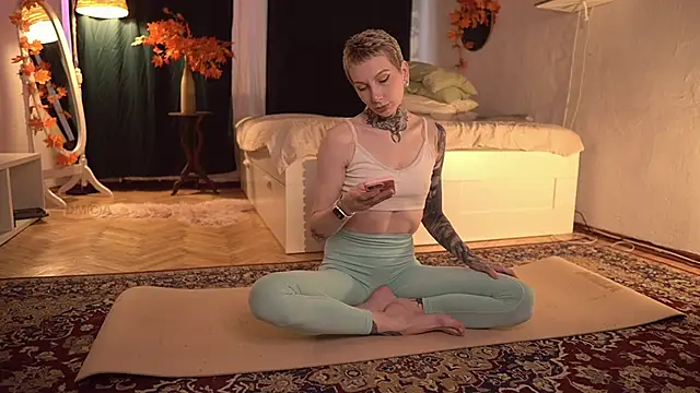 ifuckingtoy  online show from 11.21.25