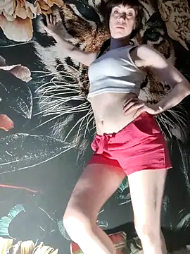 NikaXBerry online show from 03.19.25