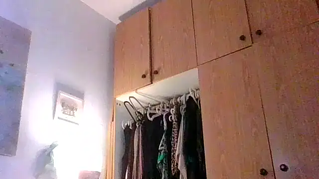 Snapshot of juicyrubies chatting on 11.03.25 juicyrubies online show from 11.03.25