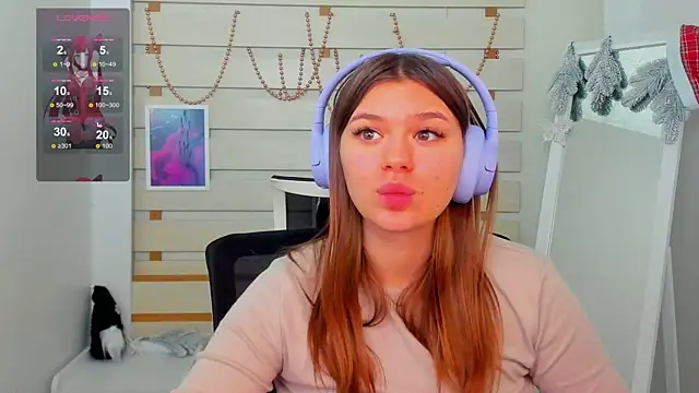 Josephine Kiss online show from 01.02.25