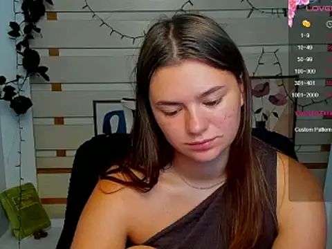 Snapshot of Josephine_Kiss chatting on 06.30.26 Josephine Kiss online show from 06.30.26