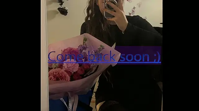 Snapshot of Josephine_Kiss chatting on 07.17.26 Josephine Kiss online show from 07.17.26