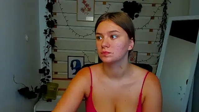Snapshot of Josephine_Kiss chatting on 08.03.26 Josephine Kiss online show from 08.03.26