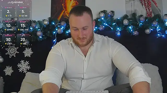 Snapshot of RoddyStill chatting on 12.12.24 RoddyStill online show from 12.12.24