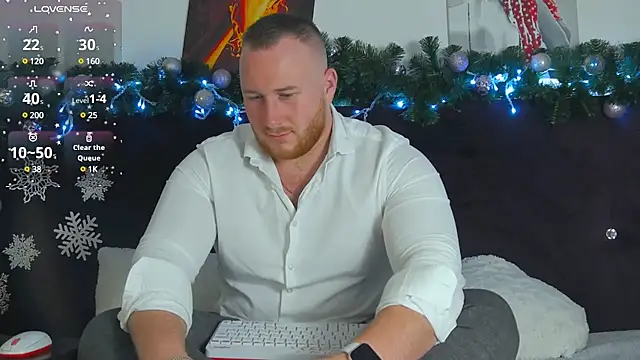 Snapshot of RoddyStill chatting on 12.19.24 RoddyStill online show from 12.19.24