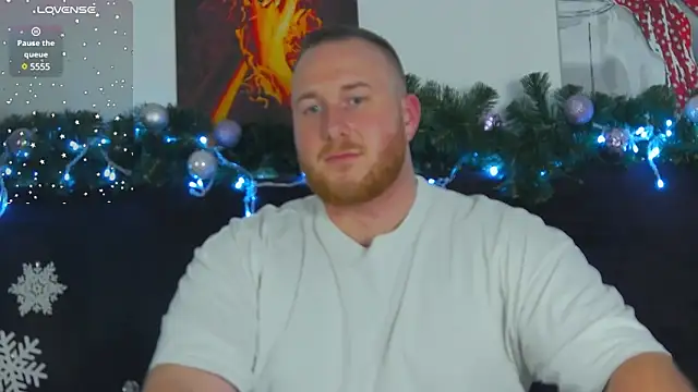 Snapshot of RoddyStill chatting on 12.22.24 RoddyStill online show from 12.22.24