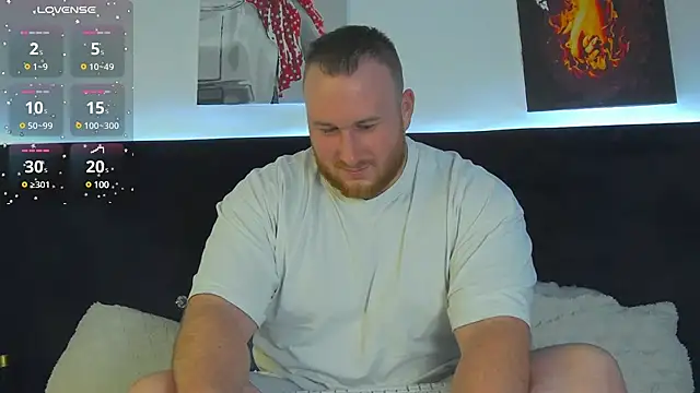 Snapshot of RoddyStill chatting on 01.09.25 RoddyStill online show from 01.09.25