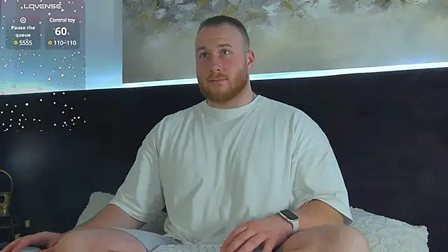 Snapshot of RoddyStill chatting on 01.10.25 RoddyStill online show from 01.10.25