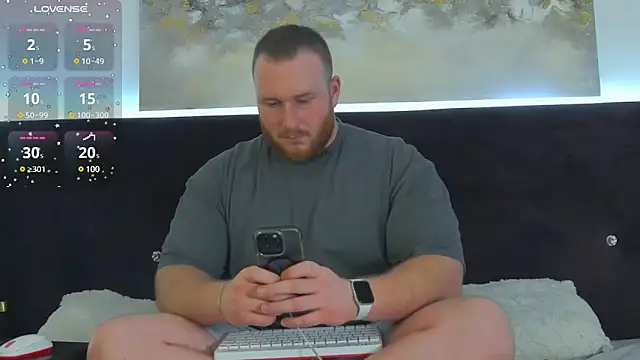 Snapshot of RoddyStill chatting on 01.27.25 RoddyStill online show from 01.27.25