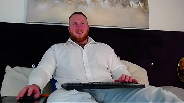 Snapshot of RoddyStill chatting on 12.03.25 RoddyStill online show from 12.03.25