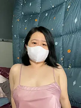 Snapshot of ninini92 chatting on 02.24.25 ninini92 online show from 02.24.25