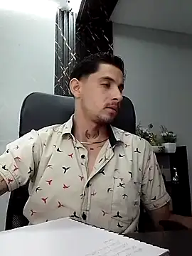 Snapshot of Erick_Wall chatting on 03.21.25 Erick Wall online show from 03.21.25