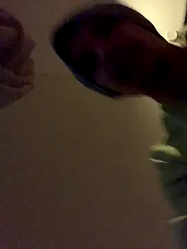 Snapshot of YoungDick25 chatting on 09.16.25 YoungDick25 online show from 09.16.25