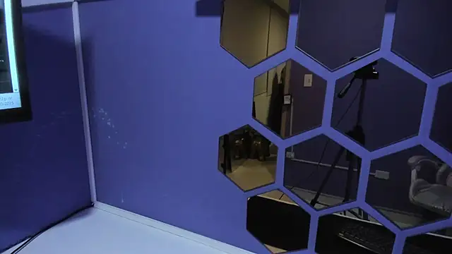 Danna 777  online show from 10.04.25