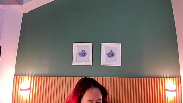 Snapshot of _anavictoria_ chatting on 01.14.25 anavictoria online show from 01.14.25