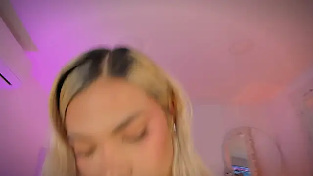 Shelynna azzul online show from 02.27.26