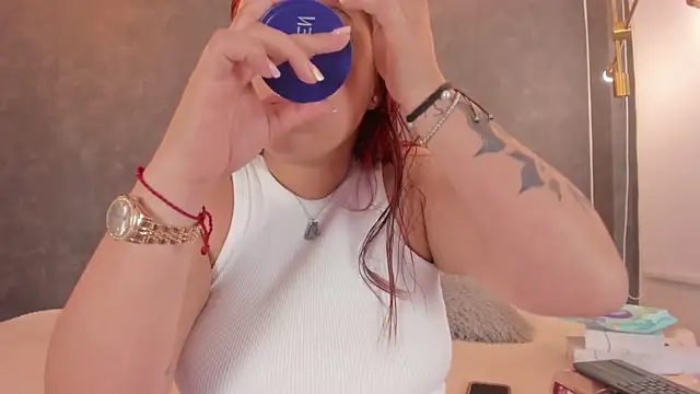 Snapshot of dawa_angels chatting on 11.30.25 dawa angels online show from 11.30.25