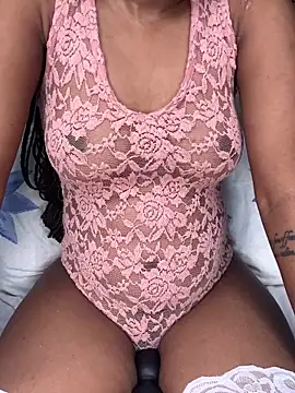 Snapshot of Ravishing_Rubi chatting on 04.29.26 Ravishing Rubi online show from 04.29.26