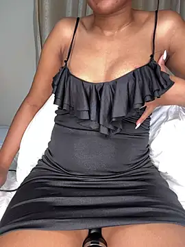 Snapshot of Ravishing_Rubi chatting on 06.14.26 Ravishing Rubi online show from 06.14.26