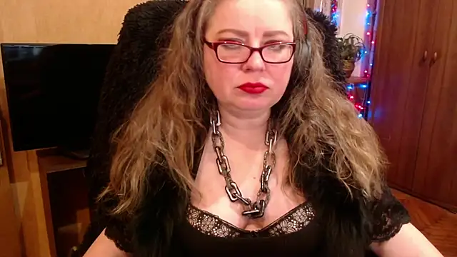 Miss Tress online show from 12.15.24