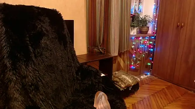 Miss Tress online show from 12.29.24