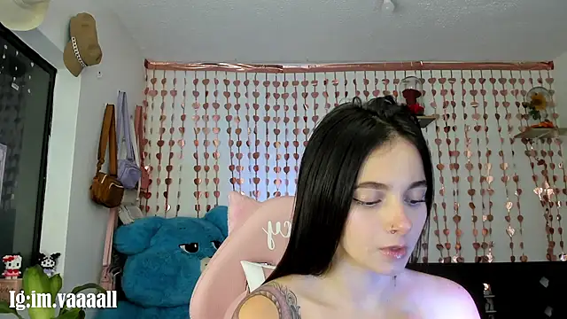 lucyy tay online show from 09.10.25