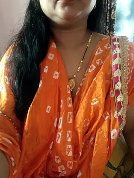 Snapshot of cuteyqueen chatting on 09.19.25 cuteyqueen online show from 09.19.25