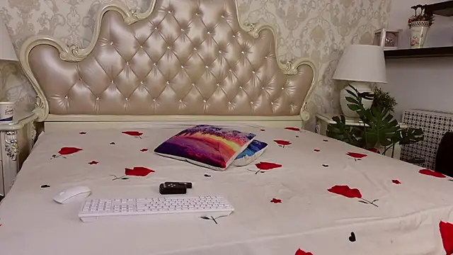 CarmellaAngel online show from 02.15.25