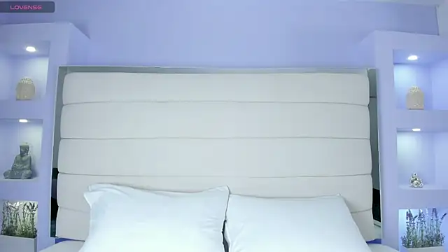Snapshot of JessyEvans chatting on 03.21.25 JessyEvans online show from 03.21.25