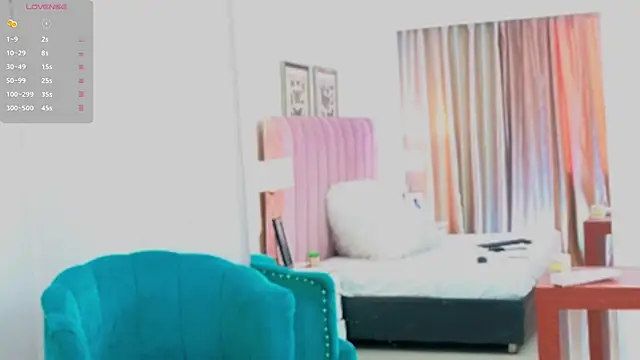 Snapshot of KimberlyCutee chatting on 06.17.26 KimberlyCutee online show from 06.17.26