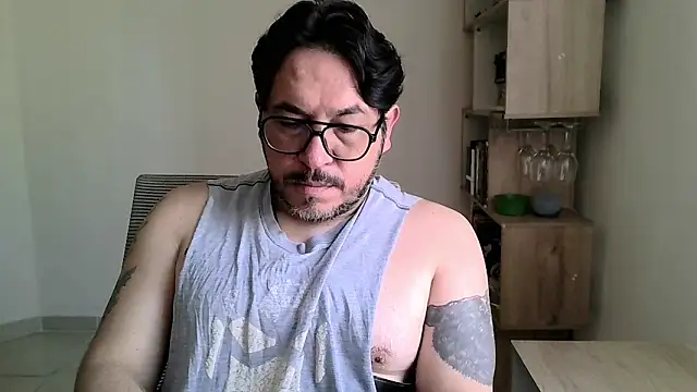 OsoMaduro12 online show from 02.09.26