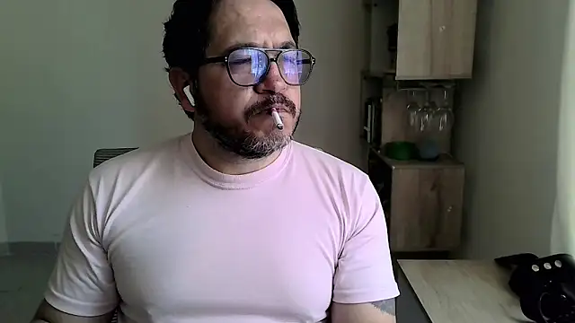 OsoMaduro12 online show from 02.11.26