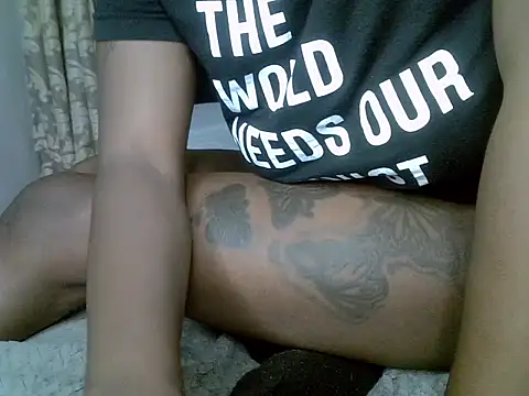 Its tyra online show from 10.09.25