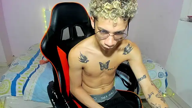 mateodeamjo online show from 11.04.25