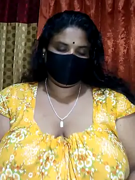 Snapshot of Dusto_Meye chatting on 12.25.24 Dusto Meye online show from 12.25.24