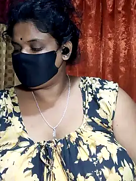 Snapshot of Dusto_Meye chatting on 12.30.24 Dusto Meye online show from 12.30.24