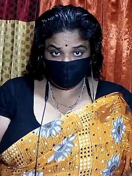 Snapshot of Dusto_Meye chatting on 10.21.25 Dusto Meye online show from 10.21.25
