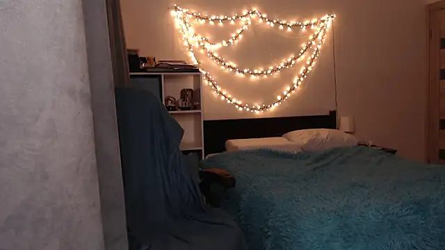 amber quell here online show from 03.02.25