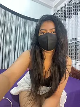 Angel Zaara online show from 02.04.25