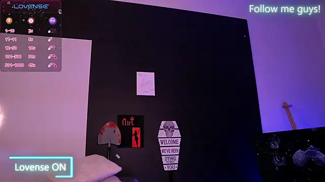 AriaVoss online show from 10.27.25