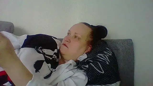  squirty cum lady  online show from 11.23.25