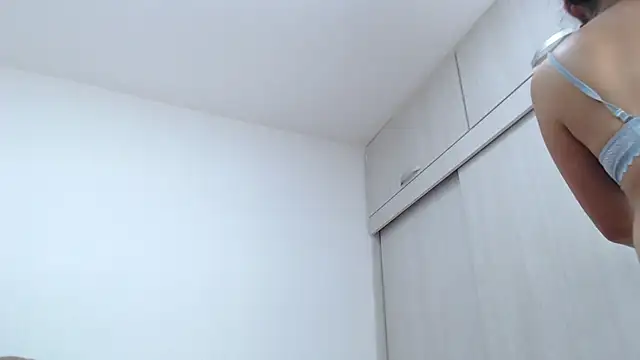 Amelia Debora Antonella online show from 11.20.25