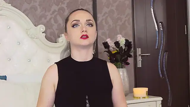 EllianaReese online show from 03.04.25