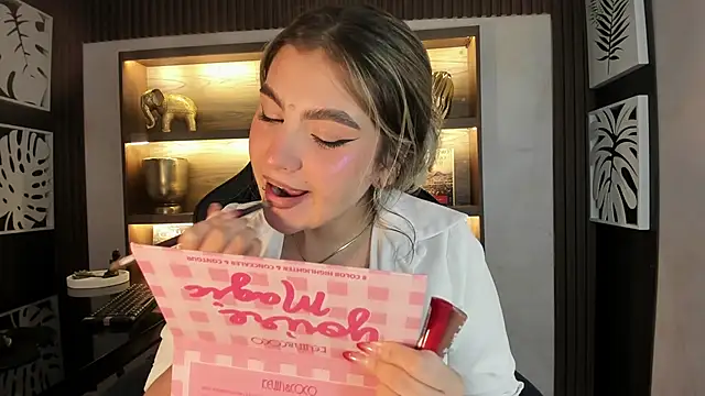 SamantaBone online show from 01.13.25