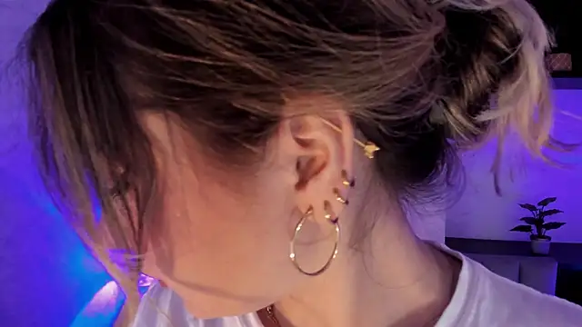 SamantaBone online show from 01.21.25