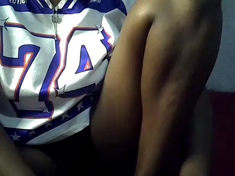 skinnysexynaughty online show from 10.09.25