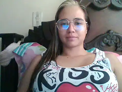 trianabell online show from 01.28.25